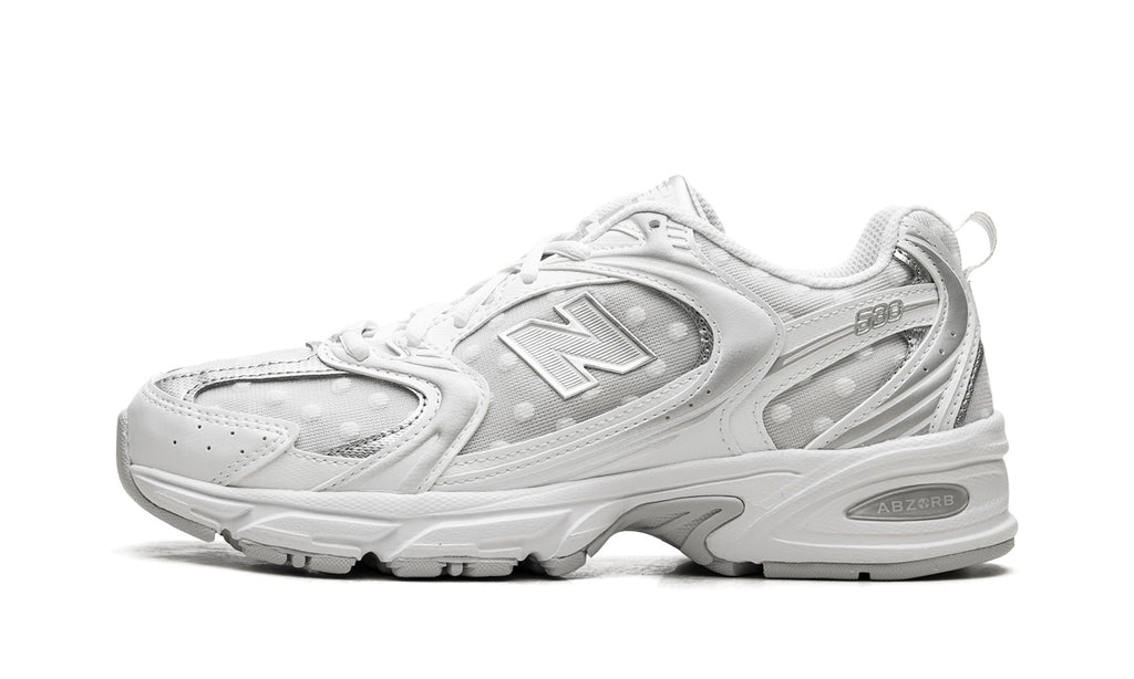 New Balance 530 Sneakers – White & Silver Grey