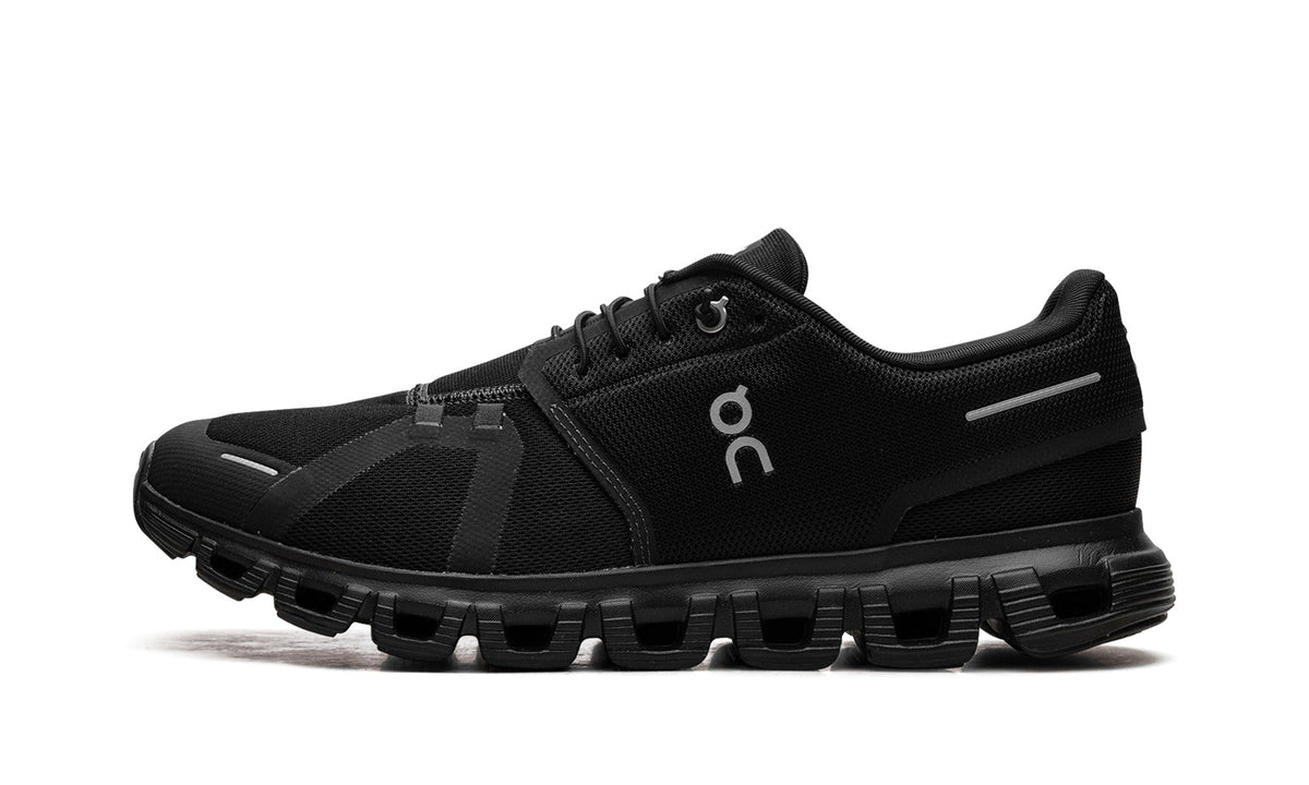 On Cloud 6 Sneakers in Triple Black