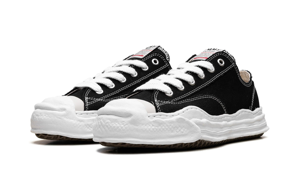 Maison Mihara Yasuhiro Low-Top Sneakers – Black & White