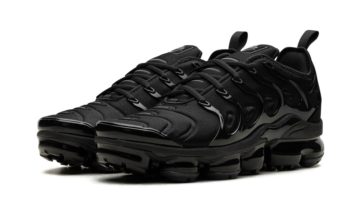 Nike Air VaporMax Plus Sneakers – Triple Black