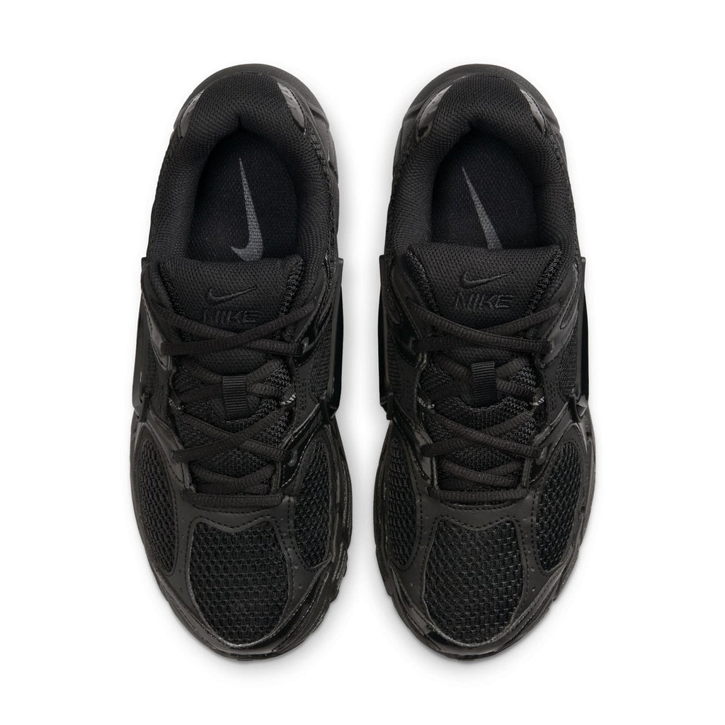 Nike V5 RNR Sneakers – Black & Anthracite