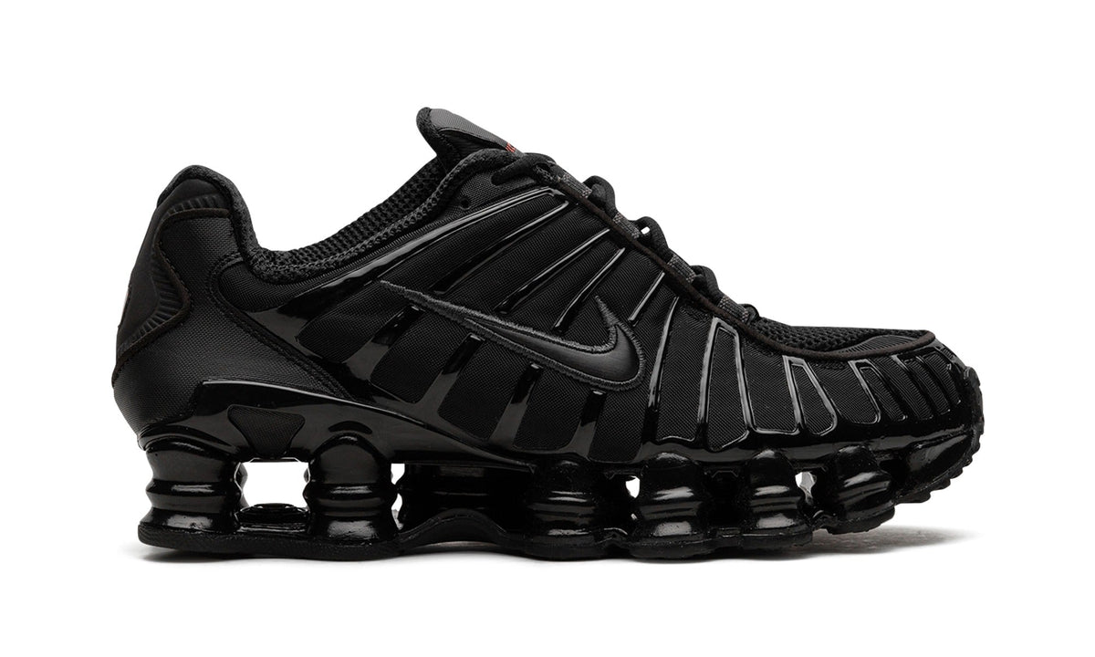 Nike Shox TL Sneakers in Black