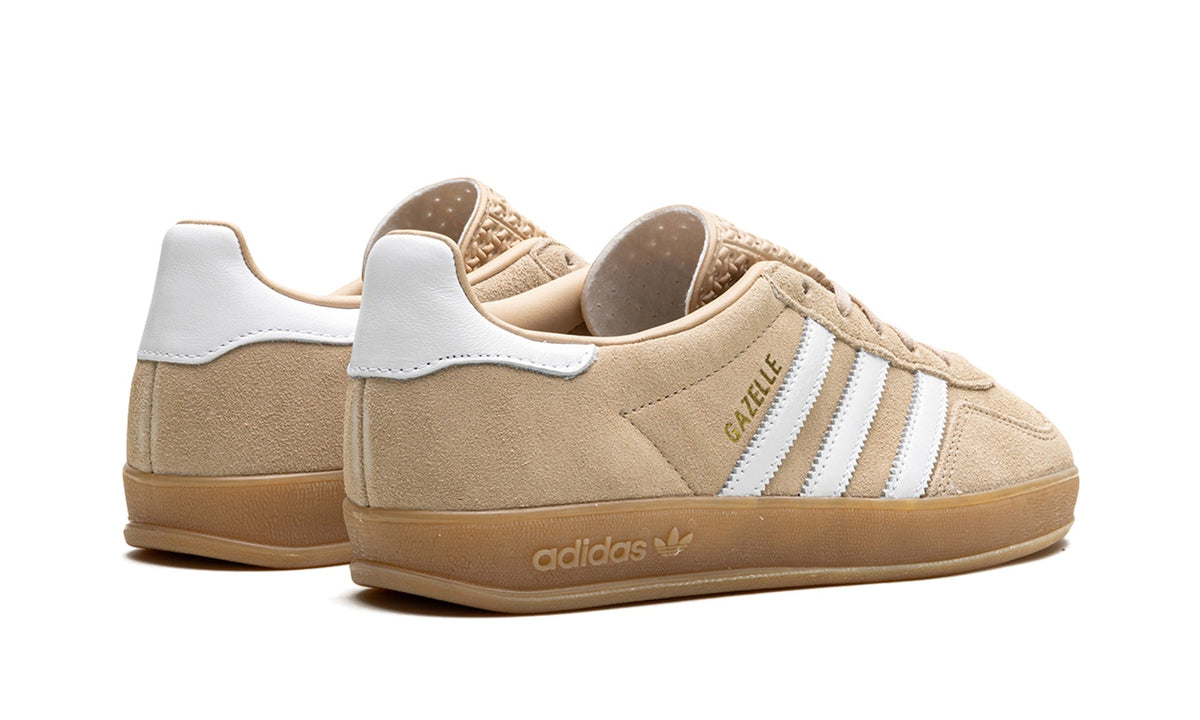 adidas Gazelle Sneakers – Beige, White & Gum
